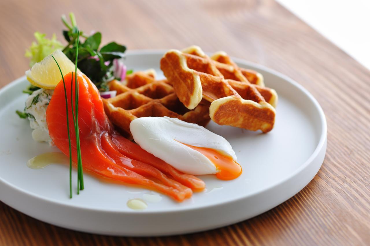 Omo7 Asahikawa By Hoshino Resorts Buitenkant foto Salmon and potato waffles