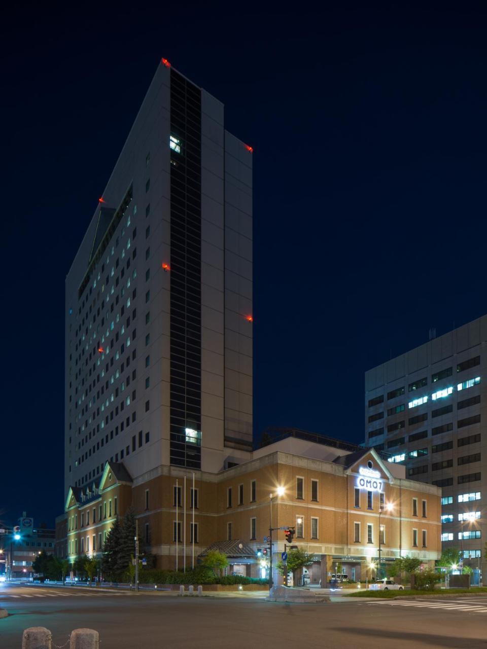 Omo7 Asahikawa By Hoshino Resorts Buitenkant foto The hospital at night