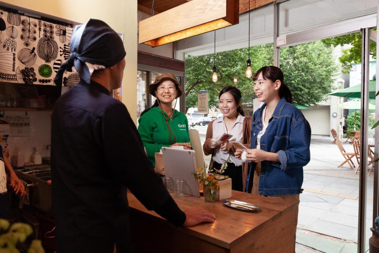 Omo7 Asahikawa By Hoshino Resorts Buitenkant foto Starbucks in Vietnam