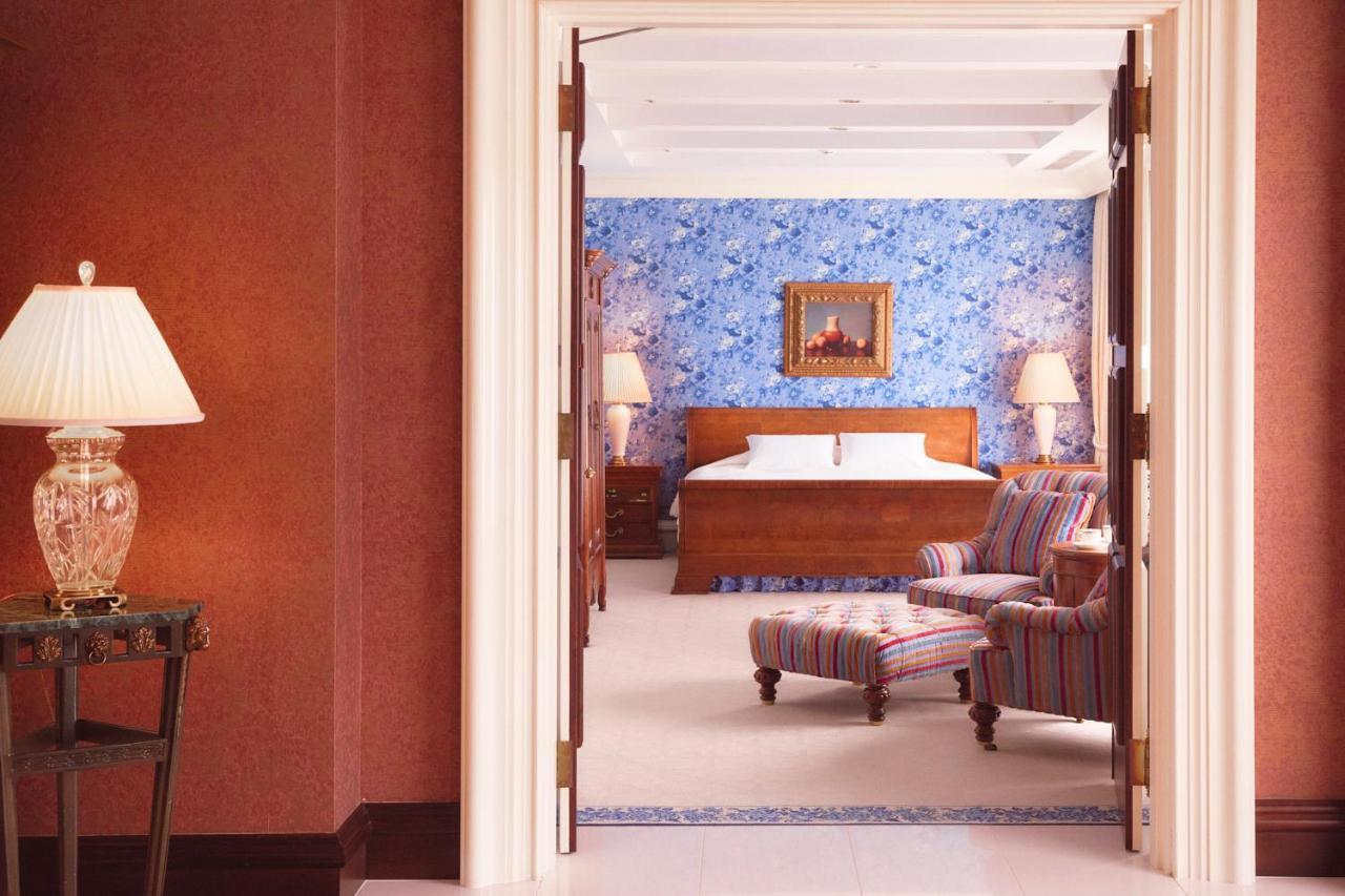 Omo7 Asahikawa By Hoshino Resorts Buitenkant foto A suite at the Four Seasons Hotel, Hong Kong